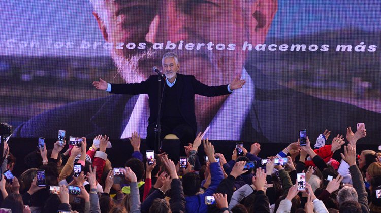 Histórico triunfo de Alberto Rodríguez Saá en toda la provincia