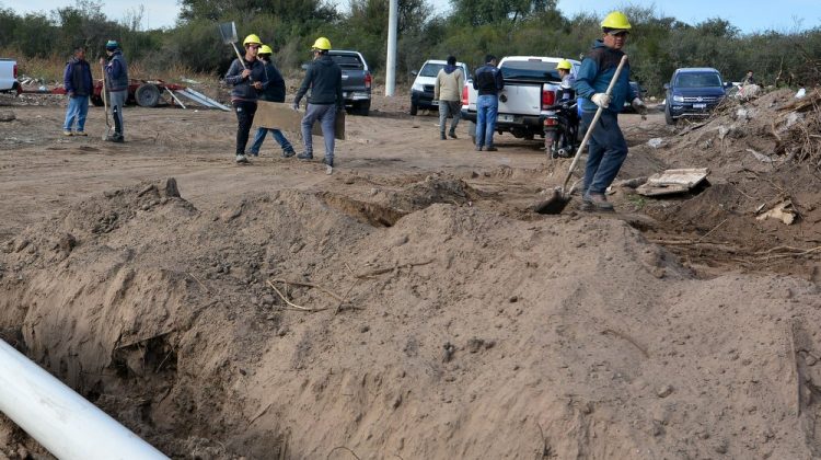 Ya está en marcha la obra de red cloacal para tres barrios de la zona sur de la capital