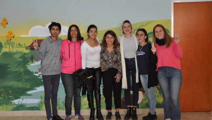 La ministra de Educación se reunió con integrantes de la Juventud Universitaria Peronista