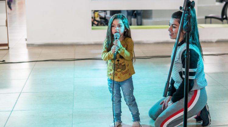 “Karaoke ATR”, el elegido para disfrutar con la familia en “La Pedrera”