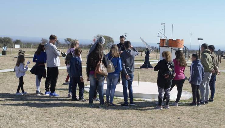 El PALP espera a todas las familias a pasar las vacaciones “cerca de la luna”