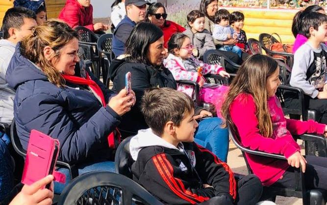 “Cuentos Breves” se presentó en la Réplica del Cabildo