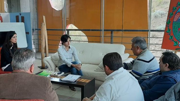 En pos de un agro más sustentable, Spinuzza se reunió con empresarios del sector