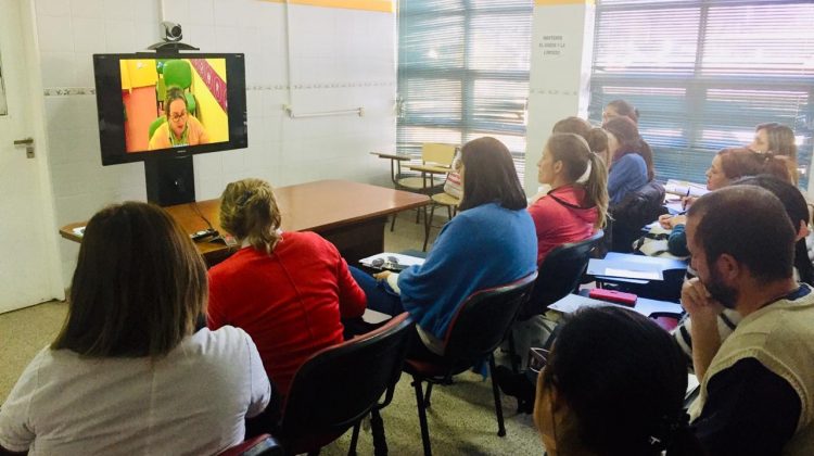 Profesionales del Garrahan capacitaron en “Donación de Sangre del Cordón Umbilical para Trasplante de Médula Ósea” por videoconferencia