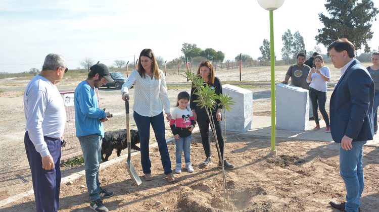 Inauguraron el Paseo del Poeta en Desaguadero