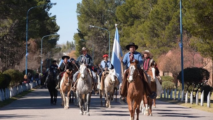 Una cabalgata en honor al “Padre de la Patria”