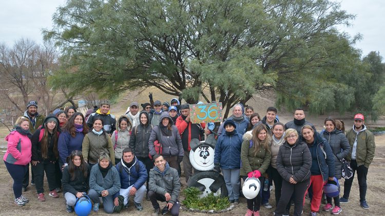 Para alegría de los más chicos: beneficiarios del Plan de Inclusión fabrican originales juguetes con materiales reciclados