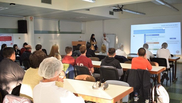 Alumnos de una escuela técnica comenzaron las prácticas profesionalizantes en Bagley y La Campagnola