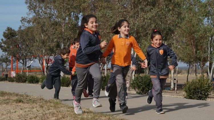 Niños de San Luis y La Punta celebraron su día por anticipado