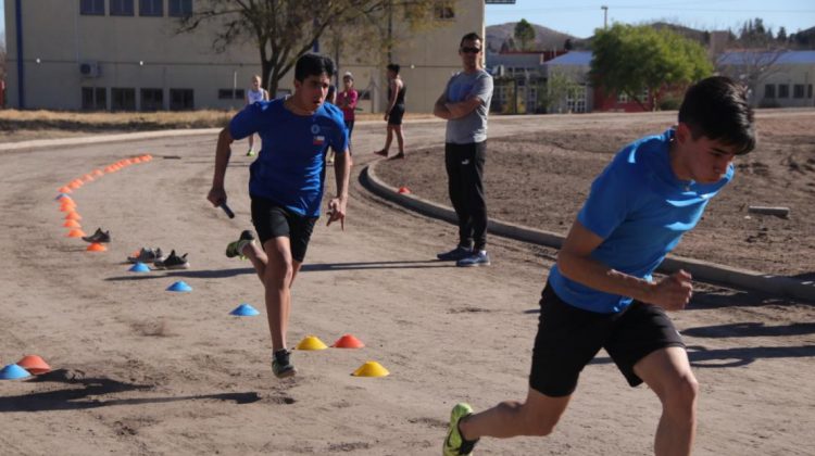 Con una Copa de Clubes, en el “Ave Fénix” se inaugurará una pista de atletismo