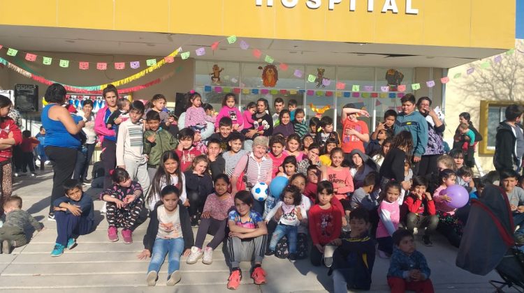 Más de 200 chicos celebraron por adelantado