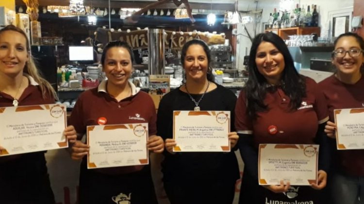 Entregaron certificados a anfitriones turísticos de Potrero de los Funes