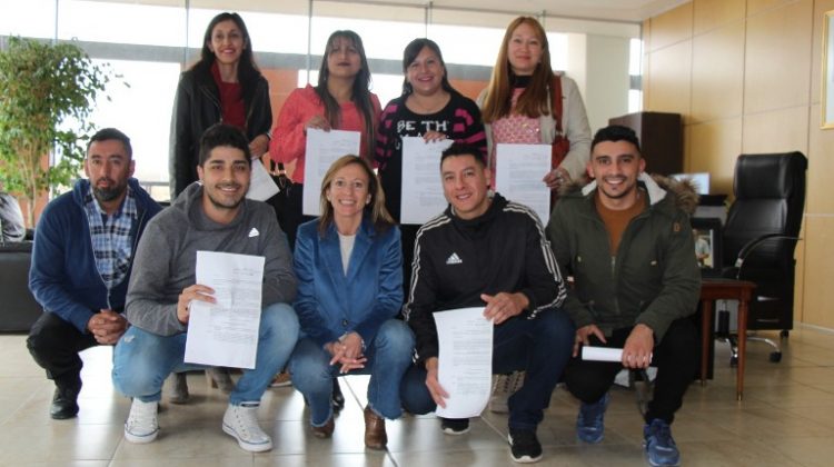 La ministra de Salud recibió a profesionales que se incorporaron a la salud pública