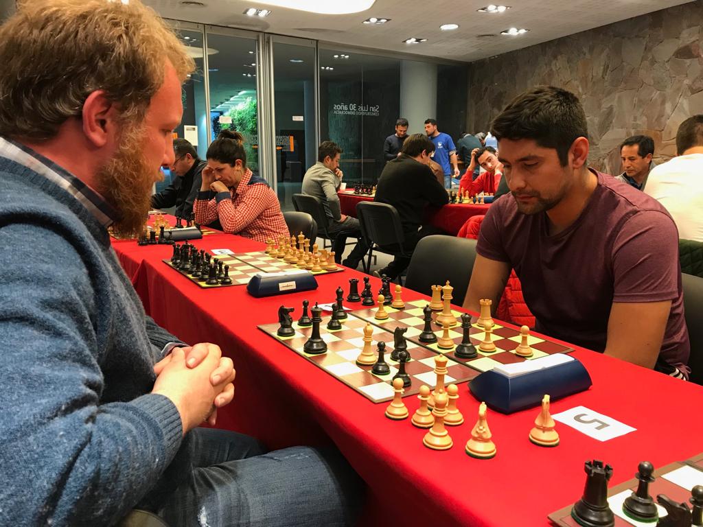 El ajedrez puso en marcha los Juegos Deportivos de Servidores Públicos.