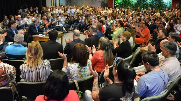 Alberto Rodríguez Saá: “Llevemos tranquilidad, paz y mucha solidaridad sobre todo a los sectores más vulnerables”