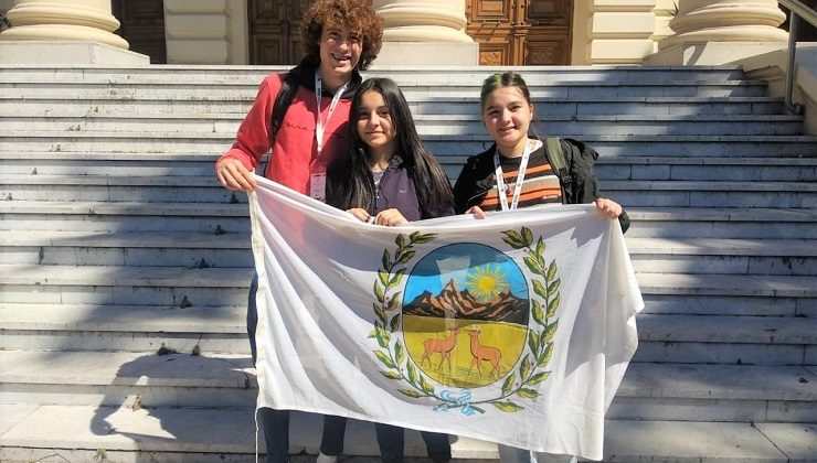 Tres estudiantes de San Luis participaron del Parlamento Federal Juvenil INADI