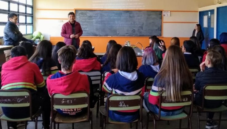 Alumnos del “Lucio Lucero” se capacitaron en temáticas ambientales