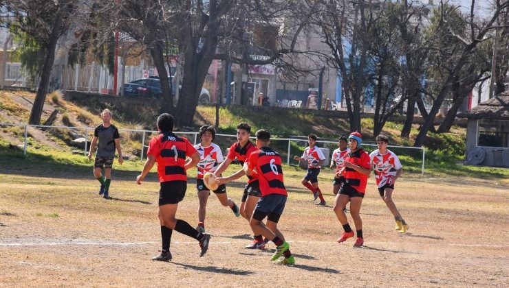 Realizarán una clínica de rugby escolar y femenino
