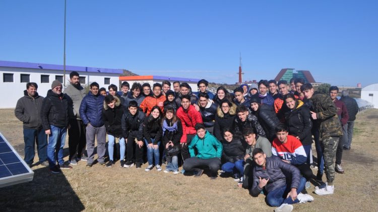 Alumnos de Mendoza visitaron el Parque Solar Fotovoltaico Terrazas del Portezuelo