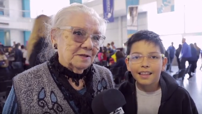 La curiosidad por el espacio unió a dos generaciones