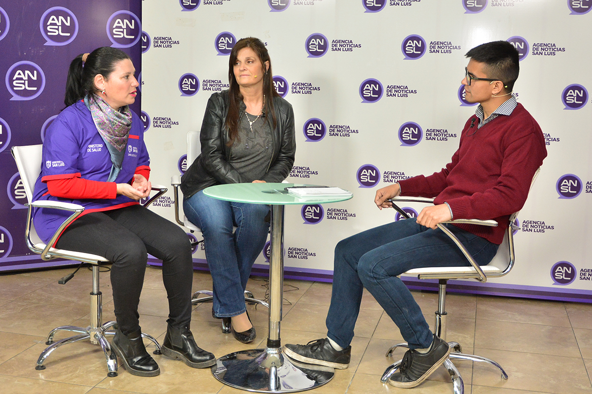 Alicia Fernández y Norma Cortes brindaron algunos consejos para fortalecer la higiene y prevenir enfermedades.