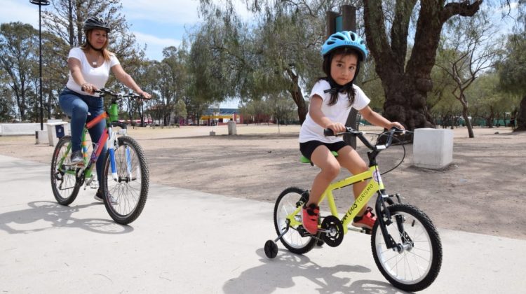 El Parque de las Naciones sumó bicis para niños