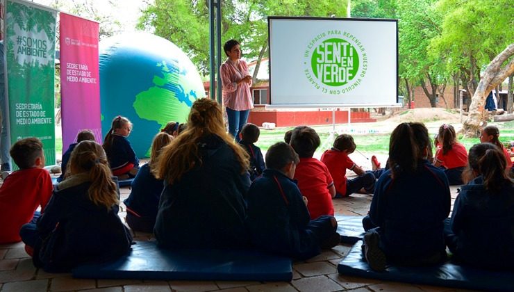 La propuesta ambiental “Sentí en Verde” llegó al Instituto San Vicente