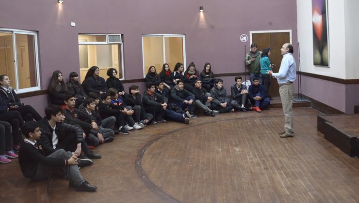 Alumnos del Instituto “Santo Tomás” asistieron a una charla sobre patrimonio histórico y cultural