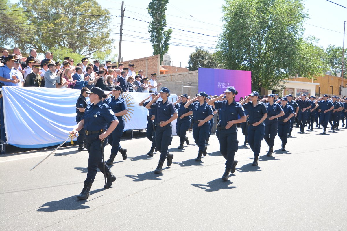 La Policía provincial celebró su 161° aniversario al servicio de la comunidad.