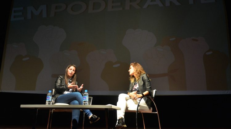 Ayelén Mazzina: “Vengo con toda la fuerza de las voces silenciadas, de las mujeres y de la juventud”