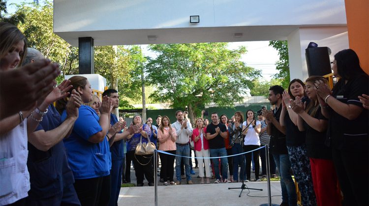 El Centro de Salud del barrio Las Américas luce una amplia y renovada imagen