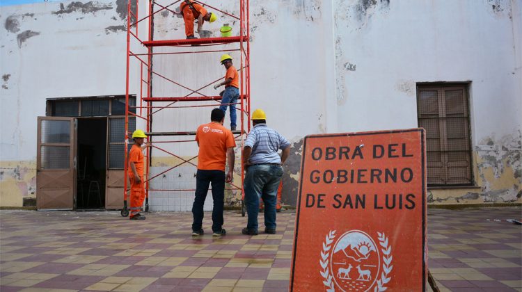 Efectúan refacciones en la Escuela N° 2 “Bernardino Rivadavia”