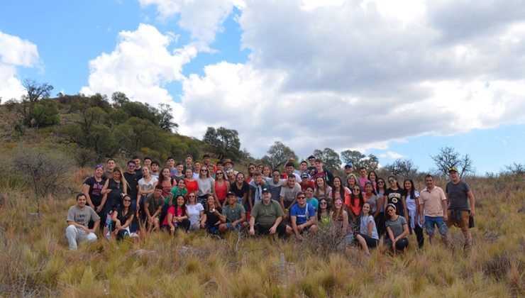 La Reserva Florofaunística vivió una nueva jornada de forestación con estudiantes de la provincia de Santa Fe