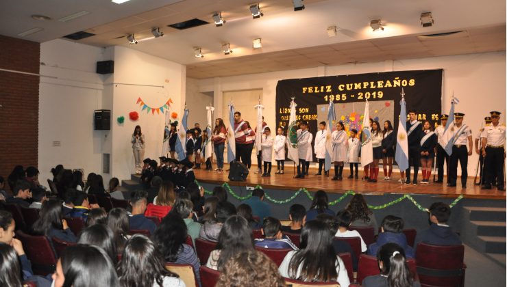 El Colegio Nº 13 “Profesor Roberto Moyano” festejó su 34º aniversario