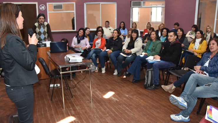 Reunión informativa con directivos de los 24 proyectos destacados