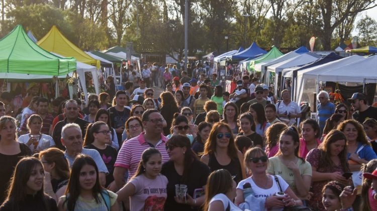 Se vivió una nueva Feria de Pequeños y Medianos Productores