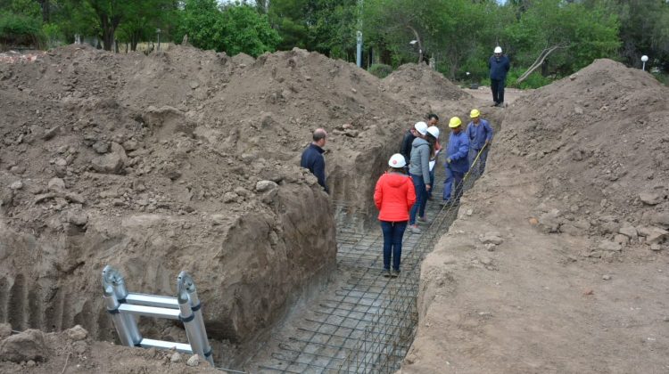 Trabajan en los cimientos del nuevo edificio de la escuela del paraje Balcarce