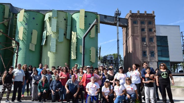 Más de 80 abuelos visitaron los atractivos turísticos de Villa Mercedes