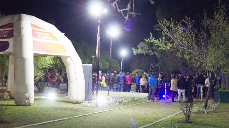 Más iluminación y seguridad en el Parque IV Centenario