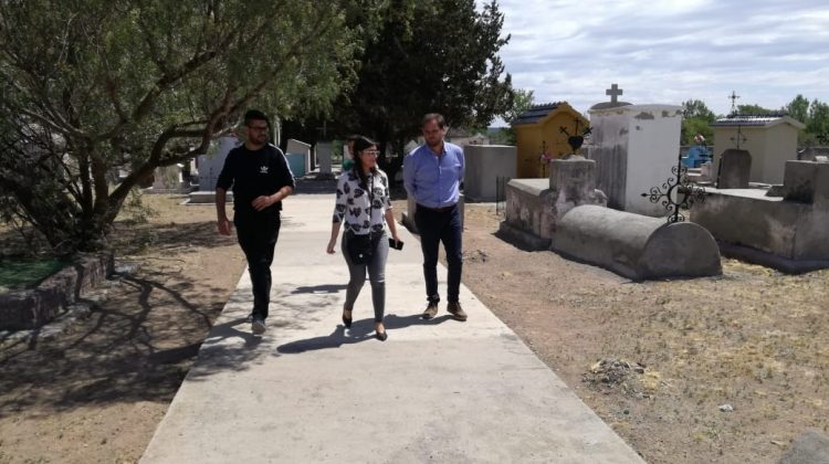 Realizan la puesta en valor del cementerio de Renca