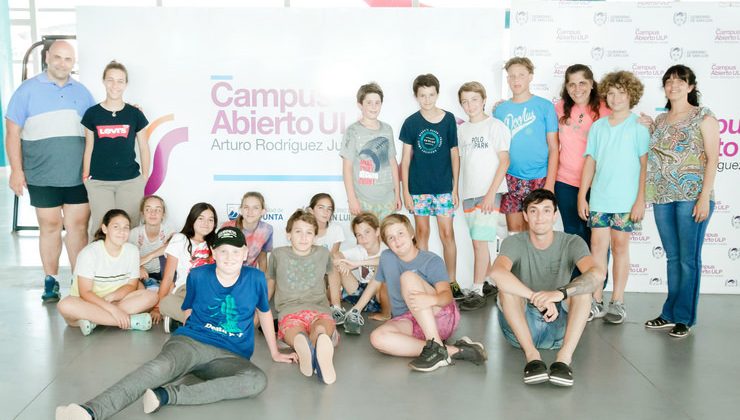 Un contingente de Venado Tuerto recorrió el Campus Abierto ULP