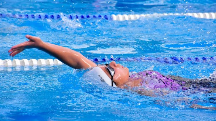 Brindarán una capacitación de natación abierta y gratuita en Juana Koslay