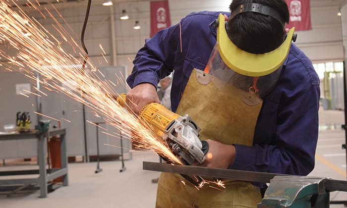 Alumnos de la carrera de Soldador fueron evaluados por el INTI