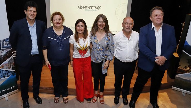 La ministra Calderón participó de la presentación de resultados de aprendizaje en secundaria en Matemática para Cuyo