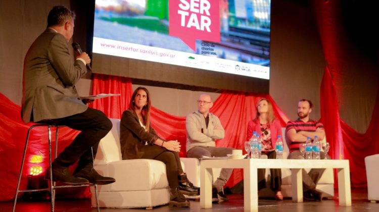 A sala llena, la ministra Natalia Zabala Chacur presidió el quinto encuentro de InSerTar