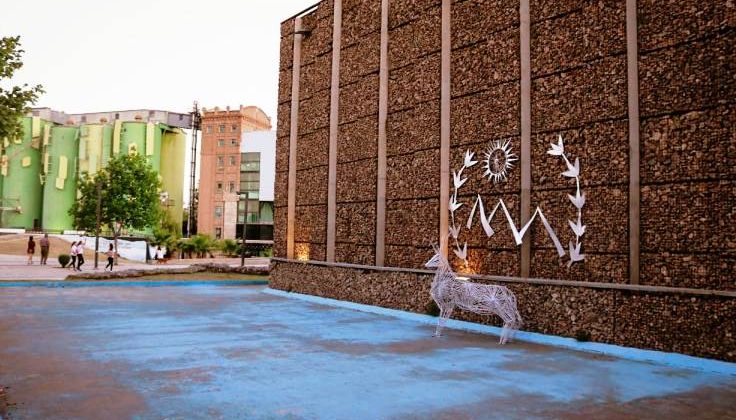 La Casa de la Música homenajea con una escultura al emblema de San Luis 