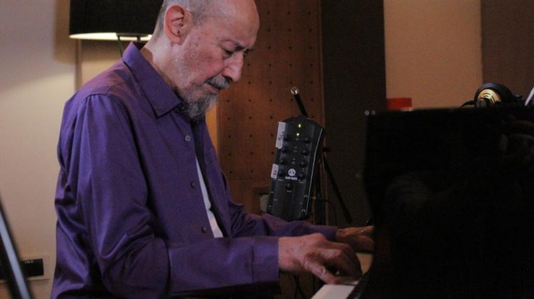 El pianista de renombre internacional Sergio Muriel volvió a los estudios de Casa de la Música