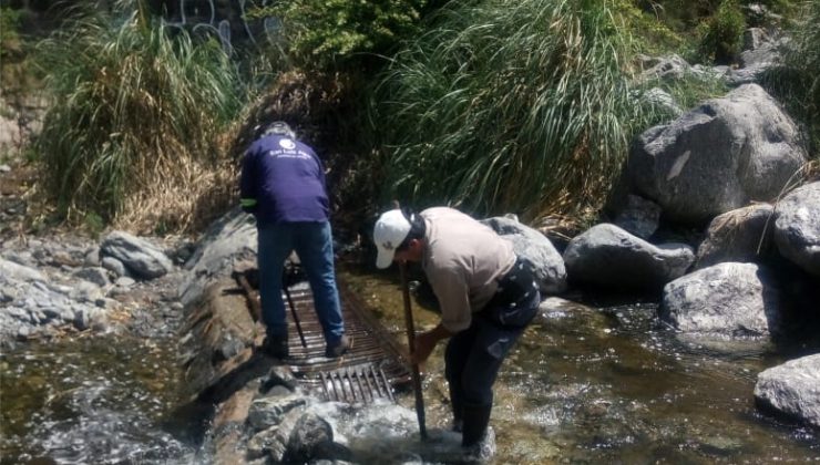 Realizan desembanque, rectificaciones y limpiezas en tomas y líneas del sistema hídrico