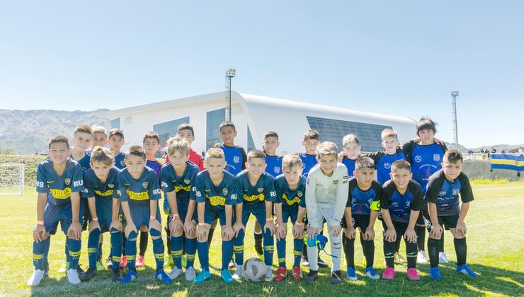 Mundialito de fútbol: arrancó la acción en el Campus