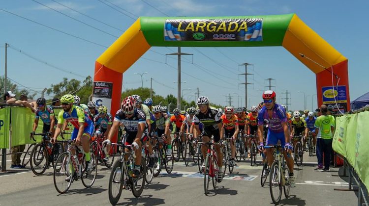 Sábado de fútbol y domingo de ciclismo en “La Pedrera”